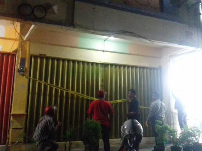 BPM-PTSP dan Camat Segel 7 Panti Pijat dan 4 Warnet di Batuaji